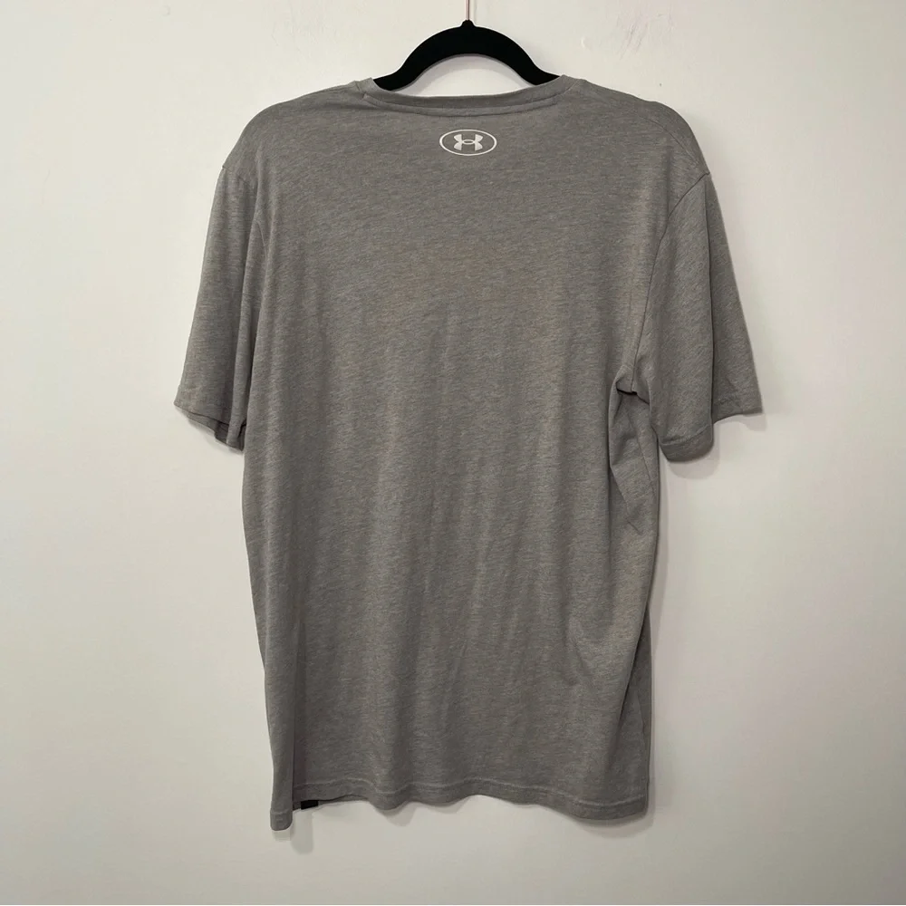 *Sold*
Under Armour Project Rock Men’s Gray Graphic T shirt M “Hardest Worker” - Picture 7 of 10